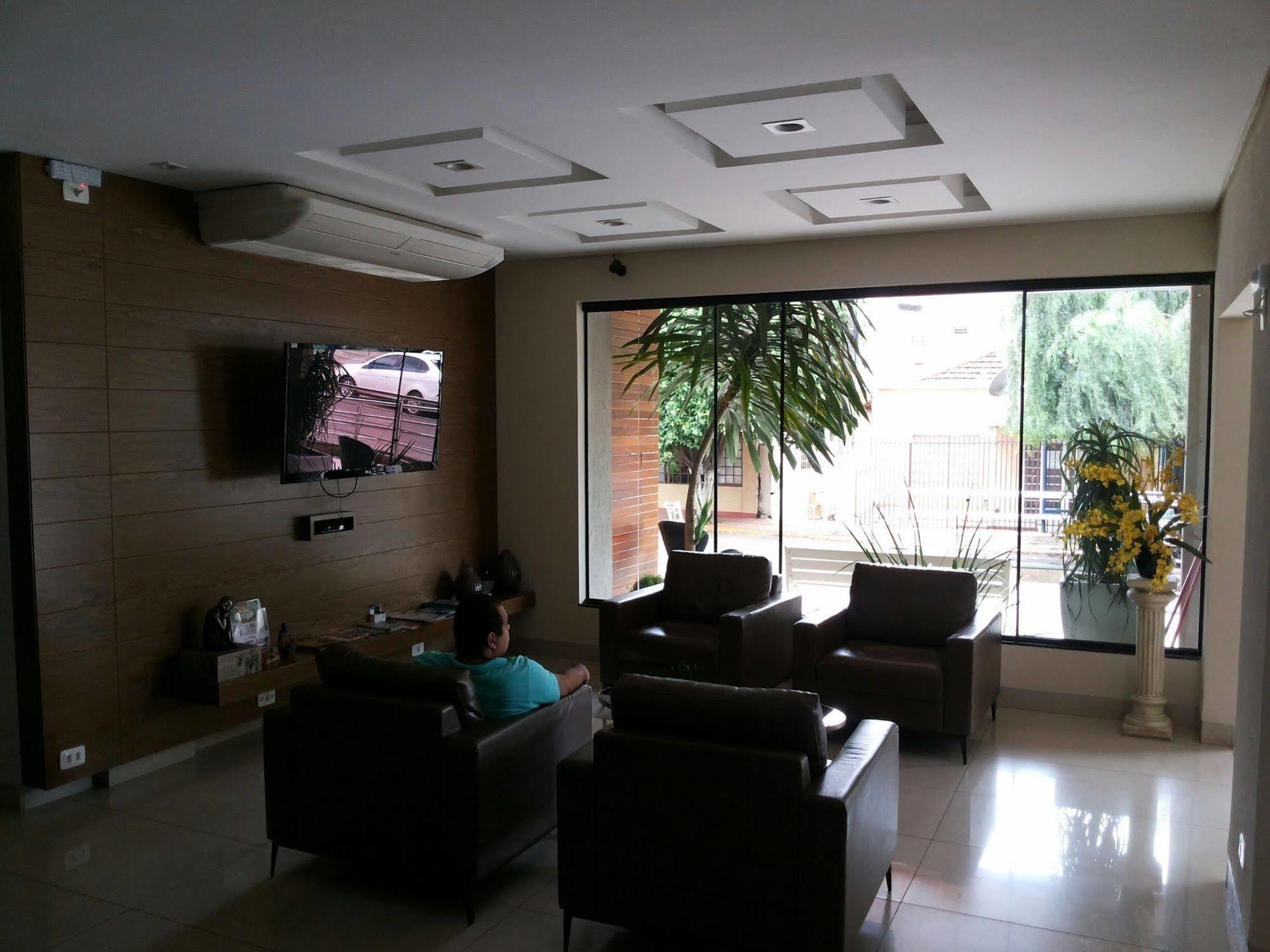 Internacional Hotel